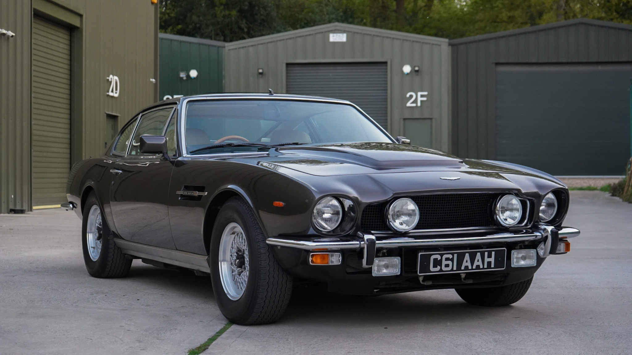 1985-aston-martin-v8-vantage-front-three-quarter-angle